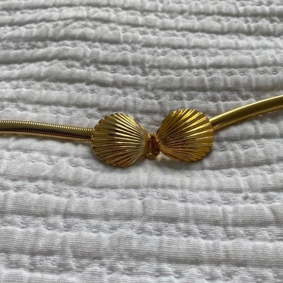 Vintage Gold Plated Shell Belt - Picture 2 of 3